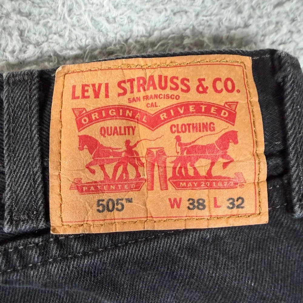 Levis 505‎ Mens Regular Fit Straight Leg Black Denim Jeans 38x32 PC9-00505-0260